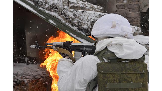 Военнослужащие из Севастополя и Ленинградской области отработают совместные боевые действия