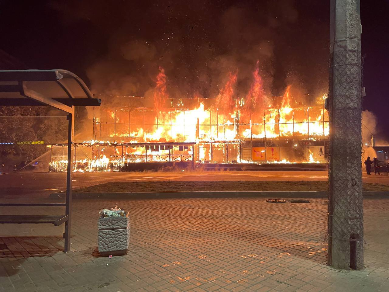 Пожар в Купчино сегодня. Проспект славы сгорело казино. Сгорел слава