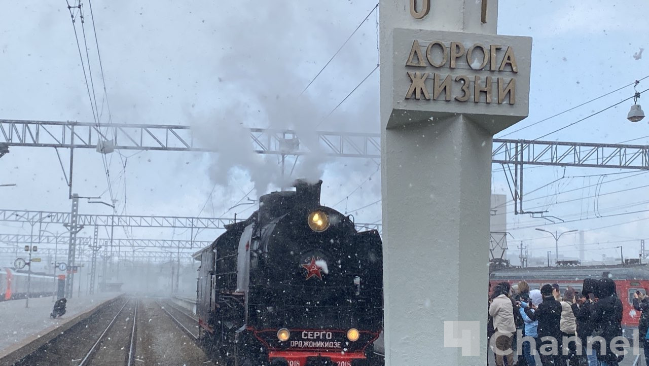 В Петербурге на Финляндский вокзал встречали уникальные ретролокомотивы |  08.05.2024 | ЛенОбласть - БезФормата