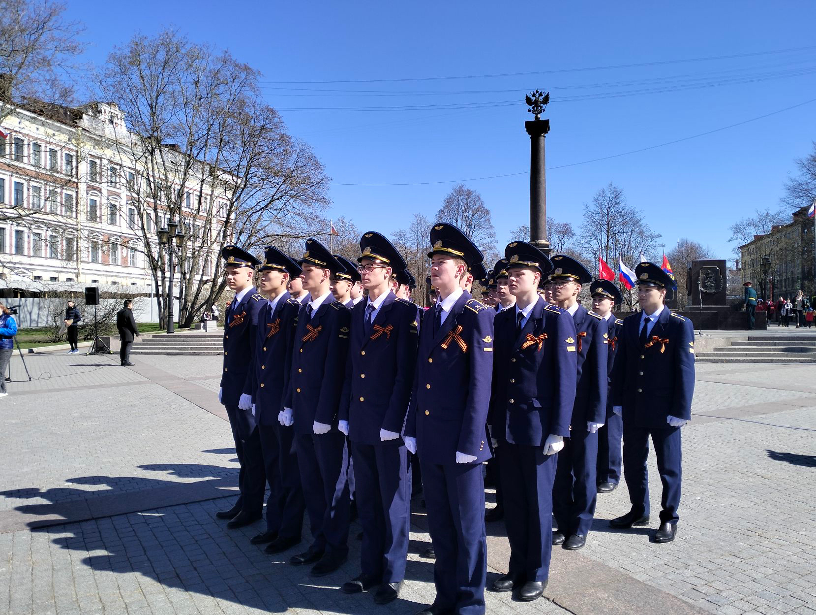 Выборг присоединился к празднованию Дня Победы | 09.05.2024 | ЛенОбласть -  БезФормата