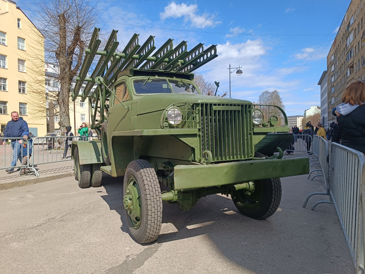 В Выборге открылась выставка военно-исторической техники | 09.05.2024 |  ЛенОбласть - БезФормата