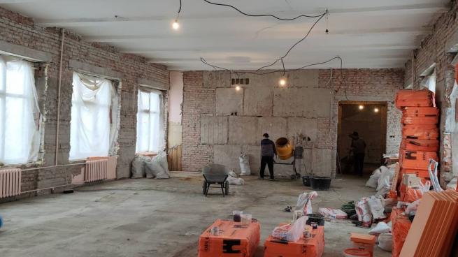 Реновация школы в Приозерском районе идет полным ходом - фото